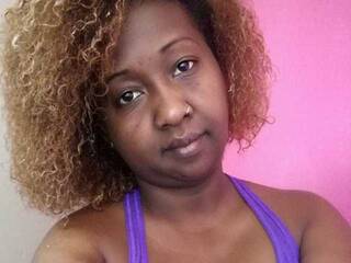 Erotikus videocsevegés Bonivianah