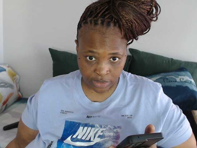 A profil fényképe bootydiva83