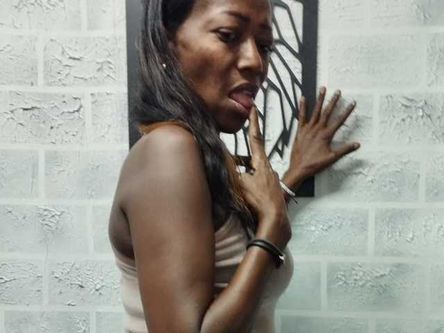 A profil fényképe brianna-ebony