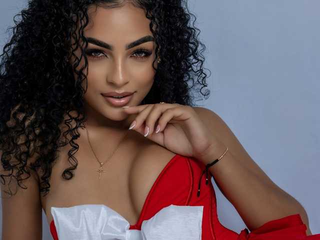 A profil fényképe Briggite-21