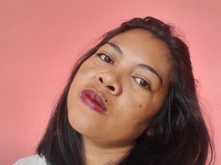 Erotikus videocsevegés BrigitteSweet