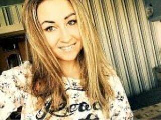 Erotikus videocsevegés brooklynka