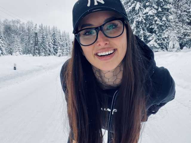 A profil fényképe tattooedKika