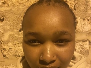 Erotikus videocsevegés Browny-candy