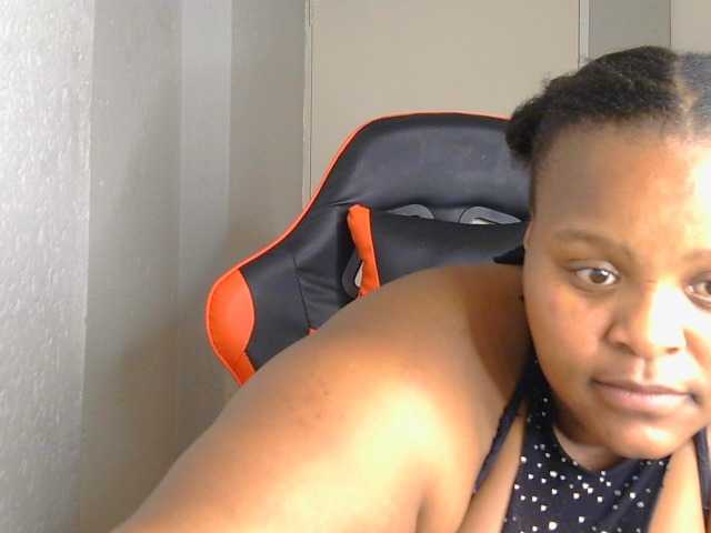 Sugárzási képernyőképek BubblyRouxyXXXxx