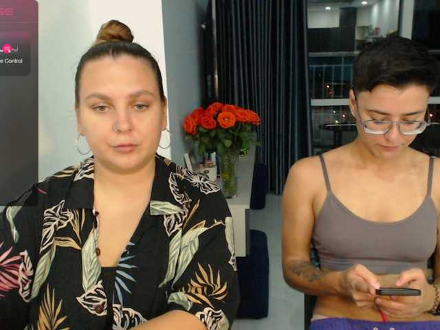 Fényképek BugaGirls FOR TKNS IN PM DO NOTHING, TIP ONLY IN CHAT! xoxo17 - lovely vibration mm, we can do sale2 NAKED GIRLS = 230TK. 2 GIRLS SQUIRT = 899TK LESBIAN SHOW = 1800TK..