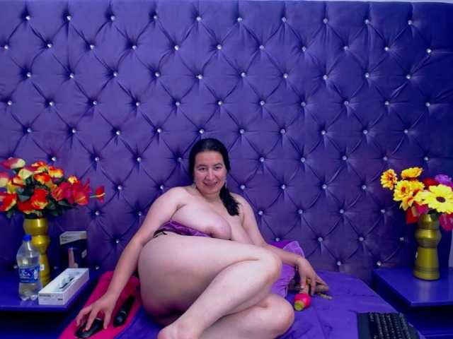 Fényképek BulmaPrinces I am a beautiful and very hot girl I love playing everything #bigboobs #bbw #curvy #natural I LOVE ANAL ....