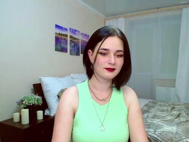 Fényképek BurningHearte Hello guys! i m new here and happy to start be online on Bonga! Welcome to my room! i d like to see ou in Pvt and Grp shows! Enjoy))