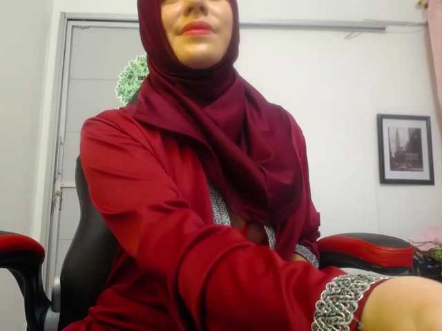 Sugárzási képernyőképek BushraBurhan