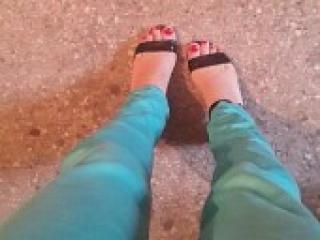 Erotikus videocsevegés butonchik