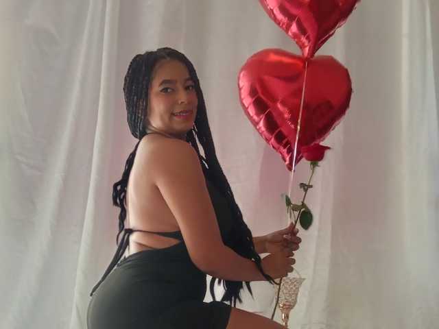 A profil fényképe CAMILA-ROUS