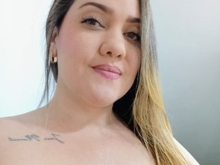 Erotikus videocsevegés camilafox