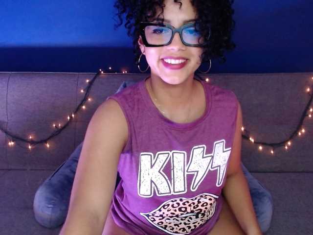 Fényképek CamilaLora Make me moan with your hard cock: all goal cum show♥ #spit #bush #bigpussylips #glasses #dp