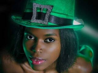 Erotikus videocsevegés CamilaRachell