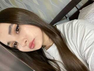 Erotikus videocsevegés CamillaMay