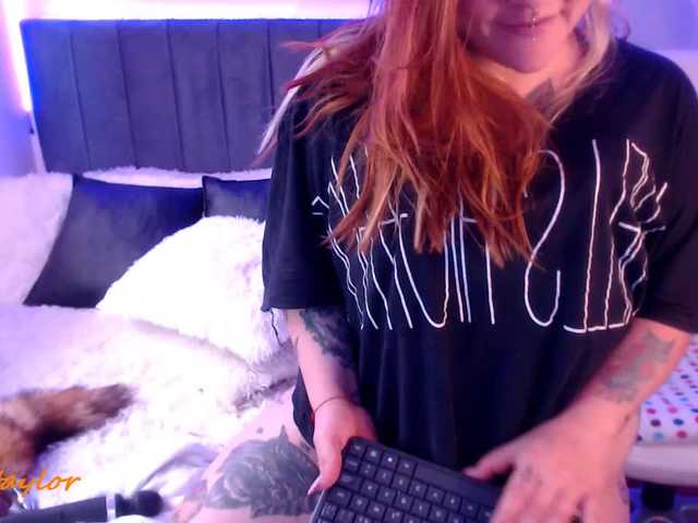 Fényképek camyttaylor SPANKATON 3 TK =1 SLAP ASS **GOAL SHOW DP 5000 ♥♥ ♥♥ LET'S PLAY ♥♥ WIN MY SNAP #bbw #bigass #bigtits #feet #deepthroat ♥♥♥♥♥ left to goal 4887