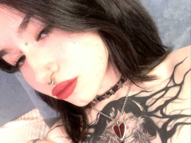 A profil fényképe Karinaslayy
