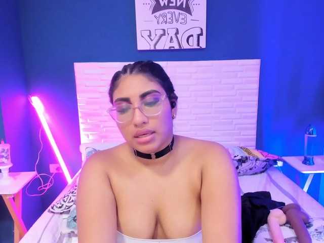Fényképek CANDY-GABY HELLO, I'M SO HORNY and DON´T LET MY PUSSY DRY AT GOAL @anal 750 tk