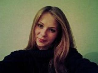 A profil fényképe candyblondi