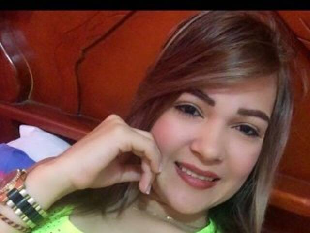 A profil fényképe candydoll996