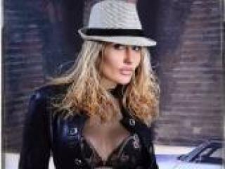A profil fényképe candynika