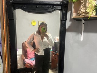 Erotikus videocsevegés cardi-09