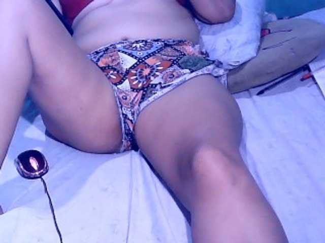 Fényképek Carmela4u hello guys lets hve fun and make u satisfied in prvtmy Goal is 1000tkn todayLooking for love and partner in life