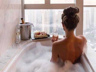 Erotikus videocsevegés Carolina-love19