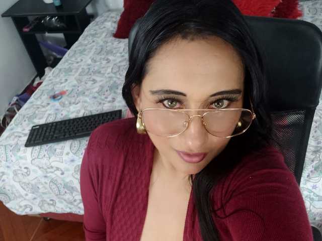 A profil fényképe carolinalovee