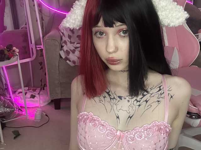 A profil fényképe carolinna