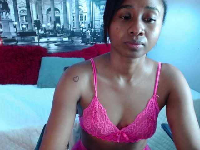 Sugárzási képernyőképek CarolinnHub