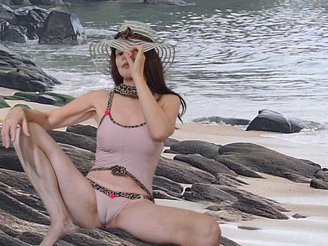 A profil fényképe Carolsquirter