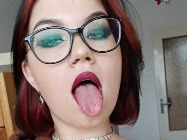 A profil fényképe Cassandra-18