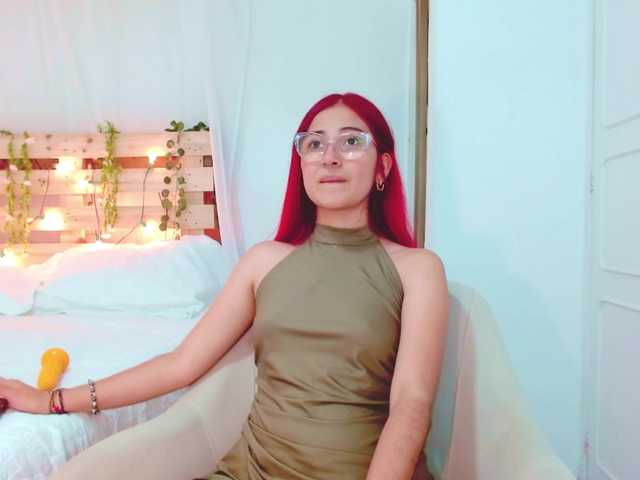 Fényképek CataleyaRosse Hi, welcome guys, I'd love to have a lot of fun today. #teen #bigass #pussy #daddy
