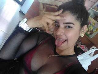 Erotikus videocsevegés CataleyaRusel