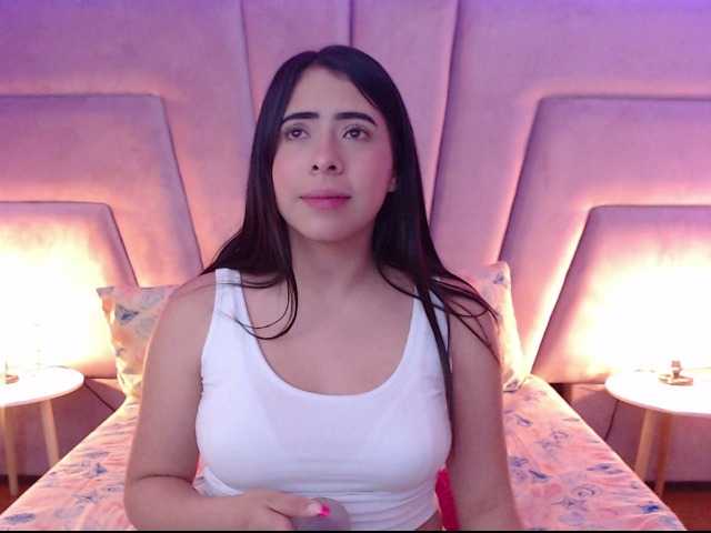 Fényképek CatalinacutMD hey guys, if we complete 666 tokens we make an anal with a wet shirt