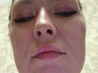 Erotikus videocsevegés Catherine22