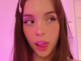 Erotikus videocsevegés SpaceValentine