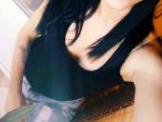 Erotikus videocsevegés catsuitt