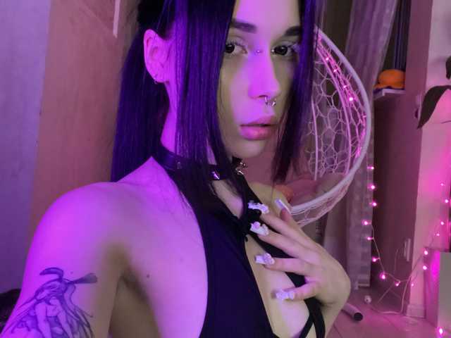 A profil fényképe Cattallinna