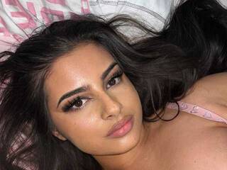 Erotikus videocsevegés Celinelovely