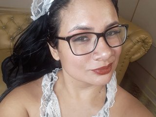 Erotikus videocsevegés Chantal-milf