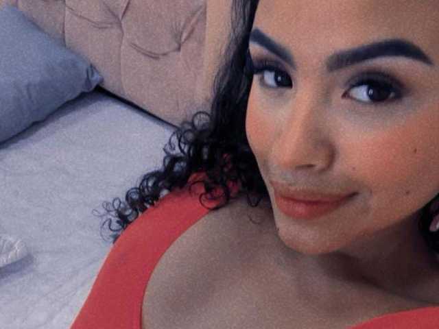 A profil fényképe Charlott-