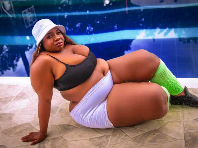 A profil fényképe charlott-1