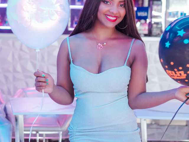 A profil fényképe CharlotteRoy