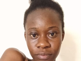 Erotikus videocsevegés charmychassy27