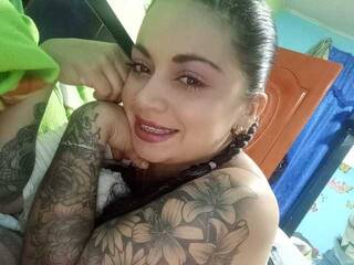 Erotikus videocsevegés charon03