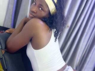 Erotikus videocsevegés CHEATING-HOUSEWIFE