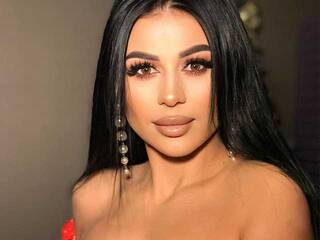 Erotikus videocsevegés ChelseyFlores