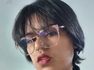 Erotikus videocsevegés CherryAangela